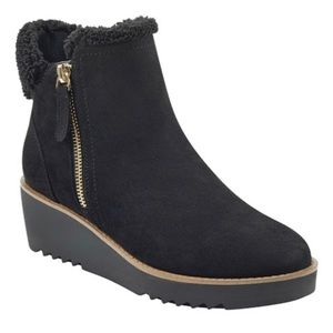 Bandolino | Black Rhena Wedge Booties